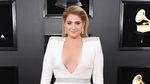 Pesona Para Selebriti Cantik di Grammy Awards 2019