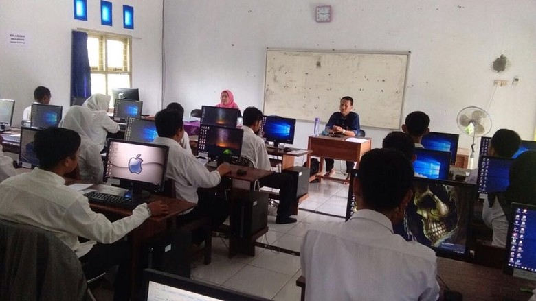 Tingkatkan Jumlah Guru Terampil, Kemendikbud akan Gandeng Industri Tingkatkan Jumlah Guru Terampil, Kemendikbud akan Gandeng Industri