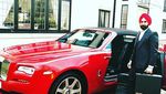 Gaya Sultan Pembeli 6 Mobil Mewah Sesuai Warna Serban