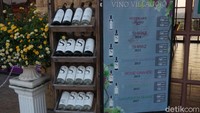 Traveler yang ingin membeli wine atau olahan anggur, tersedia pula souvenir shop (Shinta/detikTravel)