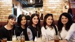 Hobi Makan Sayuran Jadi Rahasia Cantik Presenter Yuanita Christiani