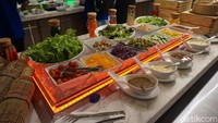 Misalnya saja salad, sup, dan aneka makanan pembuka lainnya (Shinta/detikTravel)