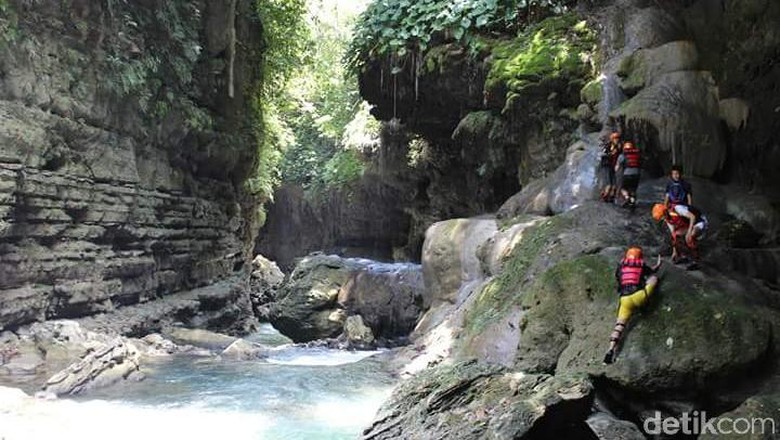 Objek wisata Green Canyon, salah satu kandidat ikon Geopark Pangandaran (Andi/detikTravel) Objek wisata Green Canyon, salah satu kandidat ikon Geopark Pangandaran (Andi/detikTravel)