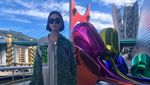Foto: Menang 2 Grammy, Ini Gaya Dua Lipa Keliling Dunia