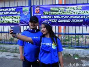 Spanduk Anti Anarkis Bertebaran Jelang Laga Persib vs Persiwa