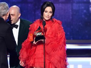 Semua Milik Kacey Musgraves, Golden Hour Jadi Album of the Year