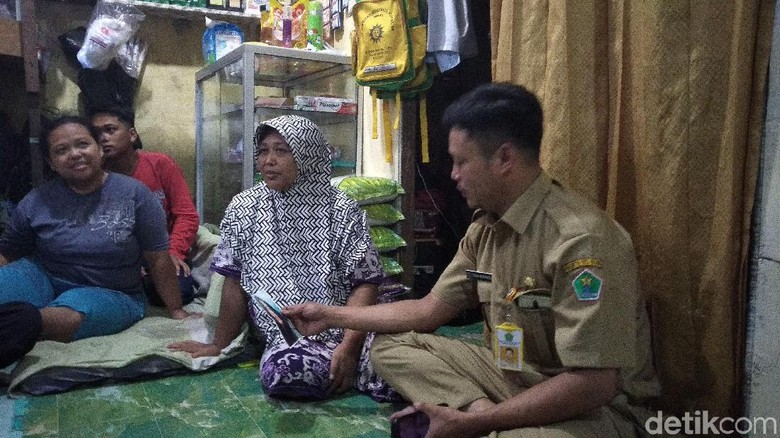 TKW 12 Tahun Tak Digaji di Jordania Ditemukan, Ibunya Bersyukur TKW 12 Tahun Tak Digaji di Jordania Ditemukan, Ibunya Bersyukur