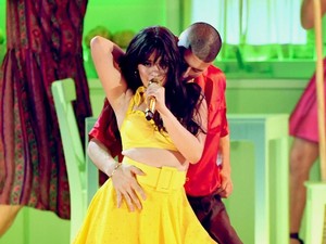 Camila Cabello dan Cardi B Gabung di Album Baru Ed Sheeran