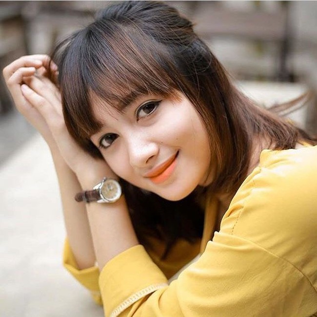 Saat libur kerja, Siroh pun kerap menjalani berbagai pemotretan dan jadi model. Meskipun telah menjadi selebgram, Siroh mengaku leboh mengutamakan bekerja daripada eksis di media sosial. Foto: Instagram