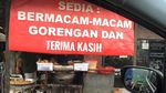 Netizen Kompak Bikin Meme Spanduk Gorengan yang Jadi Viral