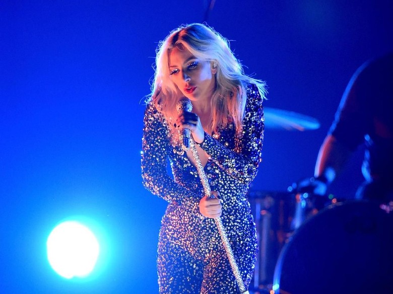 Gagal Sedih, Lady Gaga Bawakan Shallow dengan Hentakan Foto: Kevin Winter/Getty Images for The Recording Academy Gagal Sedih, Lady Gaga Bawakan Shallow dengan Hentakan Foto: Kevin Winter/Getty Images for The Recording Academy
