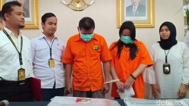 Polda Metro Tangkap Pasutri Penipu Modus Penukaran Uang 