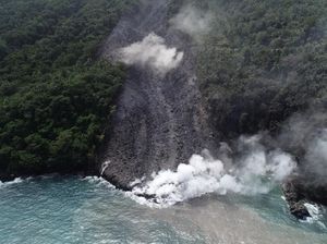 PVMBG Tetapkan Zona Bahaya Erupsi Gunung Karangetang Sulut