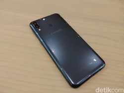 Unboxing Samsung Galaxy M20 yang Bidik #SobatAntiLowbat