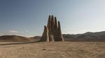 Foto: Tangan Raksasa Muncul di Gurun Pasir Chile