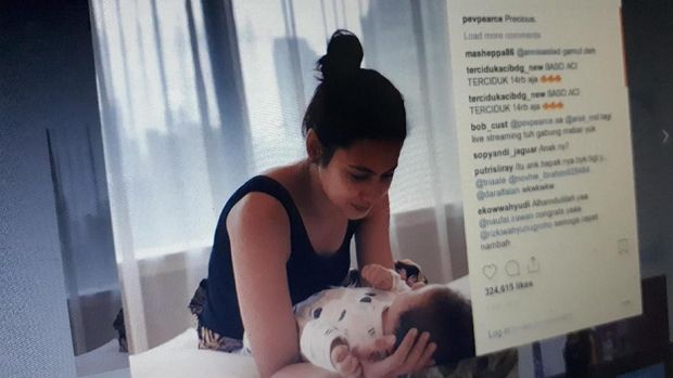 Foto Bareng Keponakan, Pevita Pearce Dianggap Cocok Jadi Ibu