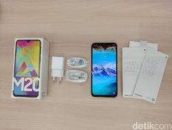 Unboxing Samsung Galaxy M20 yang Bidik #SobatAntiLowbat