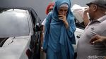Usai Jenguk Dhani, Mulan Jameela Bungkam dan Tutupi Wajah