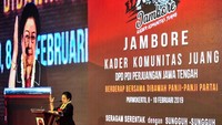 Dalam orasinya, Mega menuding mereka yang disebutnya sebagai penyebar kebencian itu sebagai orang-orang yang lupa diri. Dia menyebut pelakunya adalah anak-anak muda pintar namun tidak memiliki kesantunan. Foto: dok. PDIP