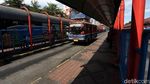 Metromini dan Kopaja di Terminal Blok M Semakin Punah