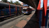 Sejak aturan itu diterapkan, pemerintah telah menyetop izin operasi Metromini sebanyak 1.603 dari 3.101 unit