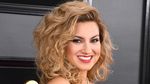 Seksian Mana, Camila Cabello dan Tori Kelly di Grammy 2019