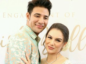 Lamaran Jadi Kado Valentine Irish Bella dari Ammar Zoni