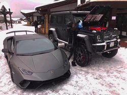 Melihat Anak Muda Super Kaya Rusia Pamer Harta