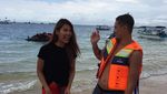 Foto: Gaya Cantik Maria Selena Bertualang di Bali