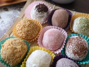 Lembut Manis, Mochi dengan Ragam Isian Untuk Ngemil Sore