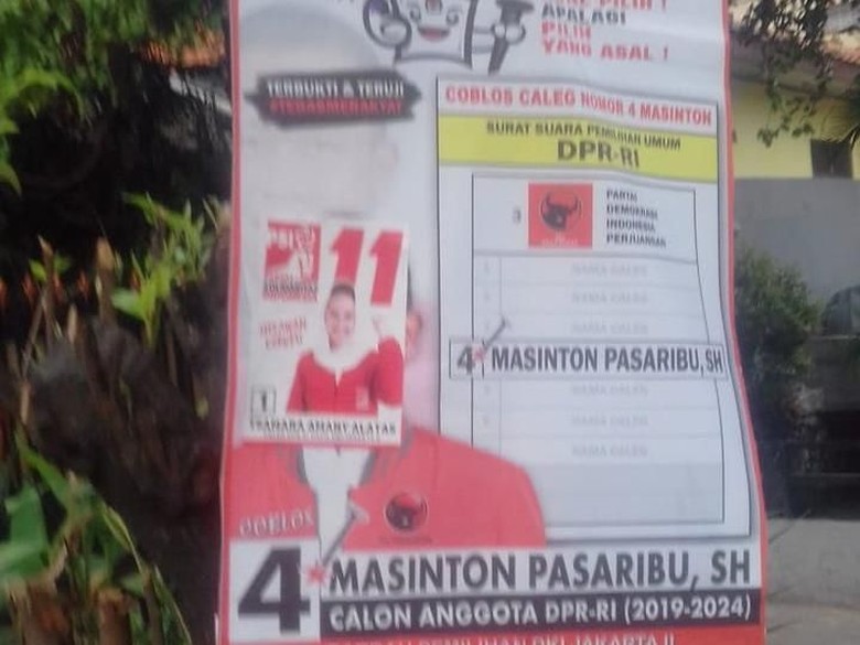 Masinton Protes Posternya Ditutup Stiker Caleg PSI Masinton Protes Posternya Ditutup Stiker Caleg PSI