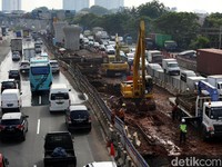 Bisakah Tol Japek Layang Kejar Tayang?
