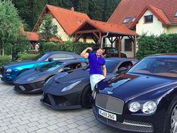 Melihat Anak Muda Super Kaya Rusia Pamer Harta