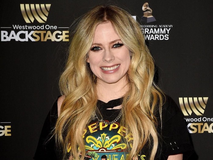 LOS ANGELES, CALIFORNIA - FEBRUARY 08: Avril Lavigne attends the GRAMMY Gift Lounge during the 61st Annual GRAMMY Awards at Staples Center on February 08, 2019 in Los Angeles, California. (Photo by Jerod Harris/Getty Images for The Recording Academy)