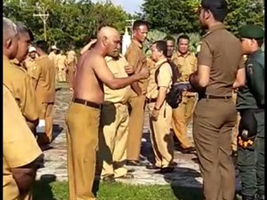 Belum Dipecat, PNS Koruptor di Aceh Kembalikan Seragam Dinas
