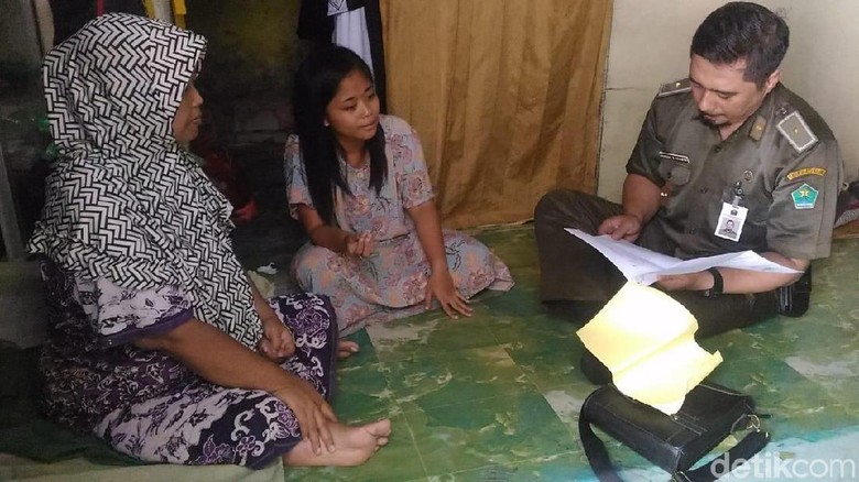 Keluarga akan Ketemu Lagi dengan Diah, TKW Tak Digaji 12 Tahun Keluarga akan Ketemu Lagi dengan Diah, TKW Tak Digaji 12 Tahun