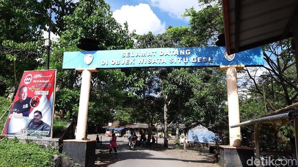Objek wisata Situ Gede berlokasi di Mangkubumi, Tasikmalaya, Jawa Barat. Jaraknya 30 meni dari pusat kota. (Masaul/detikTravel) Objek wisata Situ Gede berlokasi di Mangkubumi, Tasikmalaya, Jawa Barat. Jaraknya 30 meni dari pusat kota. (Masaul/detikTravel)
