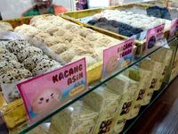 Lembut Manis, Mochi dengan Ragam Isian Untuk Ngemil Sore