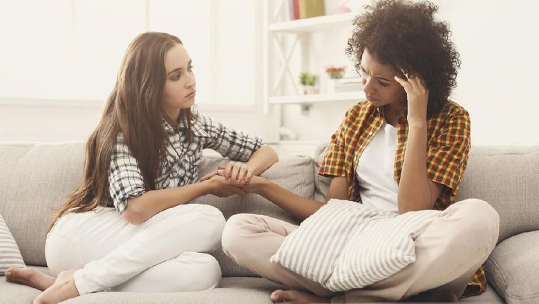 4 Manfaat Bunda Sharing Info Parenting dengan Teman/ Foto: istock 4 Manfaat Bunda Sharing Info Parenting dengan Teman/ Foto: istock