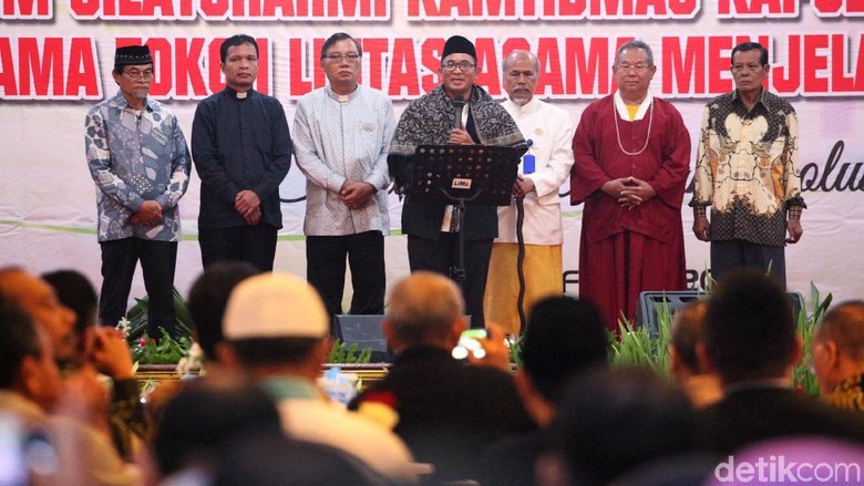 Deklarasi Pemilu Damai Tanpa Hoax dari Tokoh Lintas Agama Jelang pemilu 2019, Polda Metro Jaya mengumpulkan sejumlah tokoh lintas agama. Tujuannya untuk mencegah penyebaran hoax.