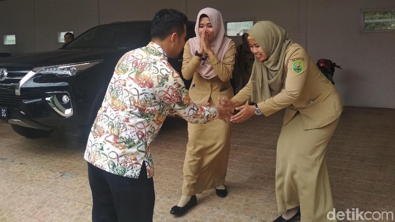 Hari Terakhir Pimpin Trenggalek, Emil Dardak Pamitan Hari Terakhir Pimpin Trenggalek, Emil Dardak Pamitan