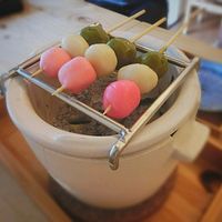 Lembut Manis, Mochi dengan Ragam Isian Untuk Ngemil Sore