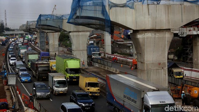 Bisakah Tol Japek Layang Kejar Tayang?