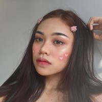 Aku mulai belajar makeup kelas 9 atau kelas 3. Mulai sharing ke Instagram kelas 10. Karena makin banyak request untuk sharing lagi, akhirnya ya aku lanjuting aja. Aku seneng sharing, dan entertaining orang, nothing is better dari hobi yang membuahkan hasil, tuturnya. Foto: Dok. Instagram @skannette