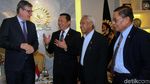 Senyum Cerah Bamsoet Saat Sambut Dubes Jerman di Senayan