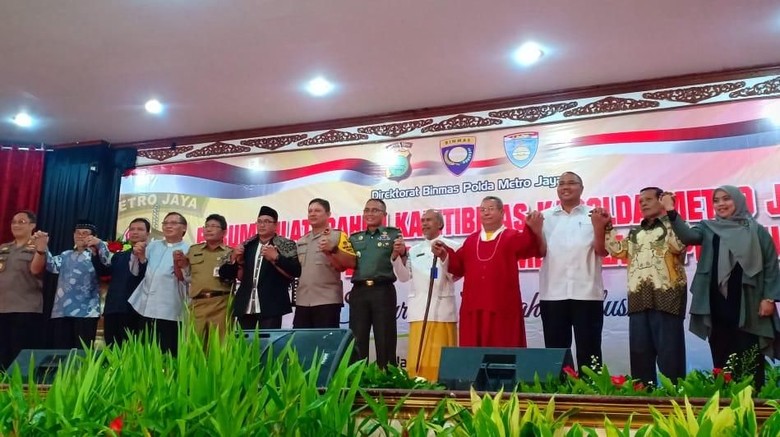Tokoh Lintas Agama Deklarasi Pemilu Damai dan Tanpa Hoax Tokoh Lintas Agama Deklarasi Pemilu Damai dan Tanpa Hoax