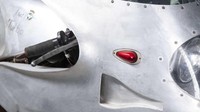 Sebagaimana prototype, motor nampak spesial. Lihat saja blok silindernya yang terbuat dari bahan alumunium atau pelapisan plasma di dapur pacunya. Walau tak diketahui apakah prototype itu pernah dijalankan atau belum, nampak kekuatannya yang dimilikinya tak main-main. Foto: Pool (Rideapart)