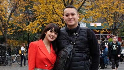 Serunya Quality Time ala Gilang Dirga dan Istri