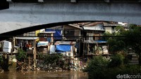 Pemerintah Provinsi DKI Jakarta akan melanjutkan normalisasi Sungai Ciliwung yang sempat terkendala pembebasan lahan pada tahun 2018 lalu.
