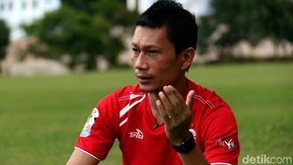 Bareng Gubernur Sulut, Ismed Hidupkan Persma 1960